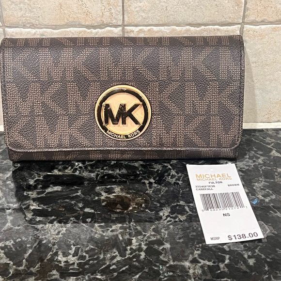 Michael Kors Signature Brown Wallet - Picture 1 of 16